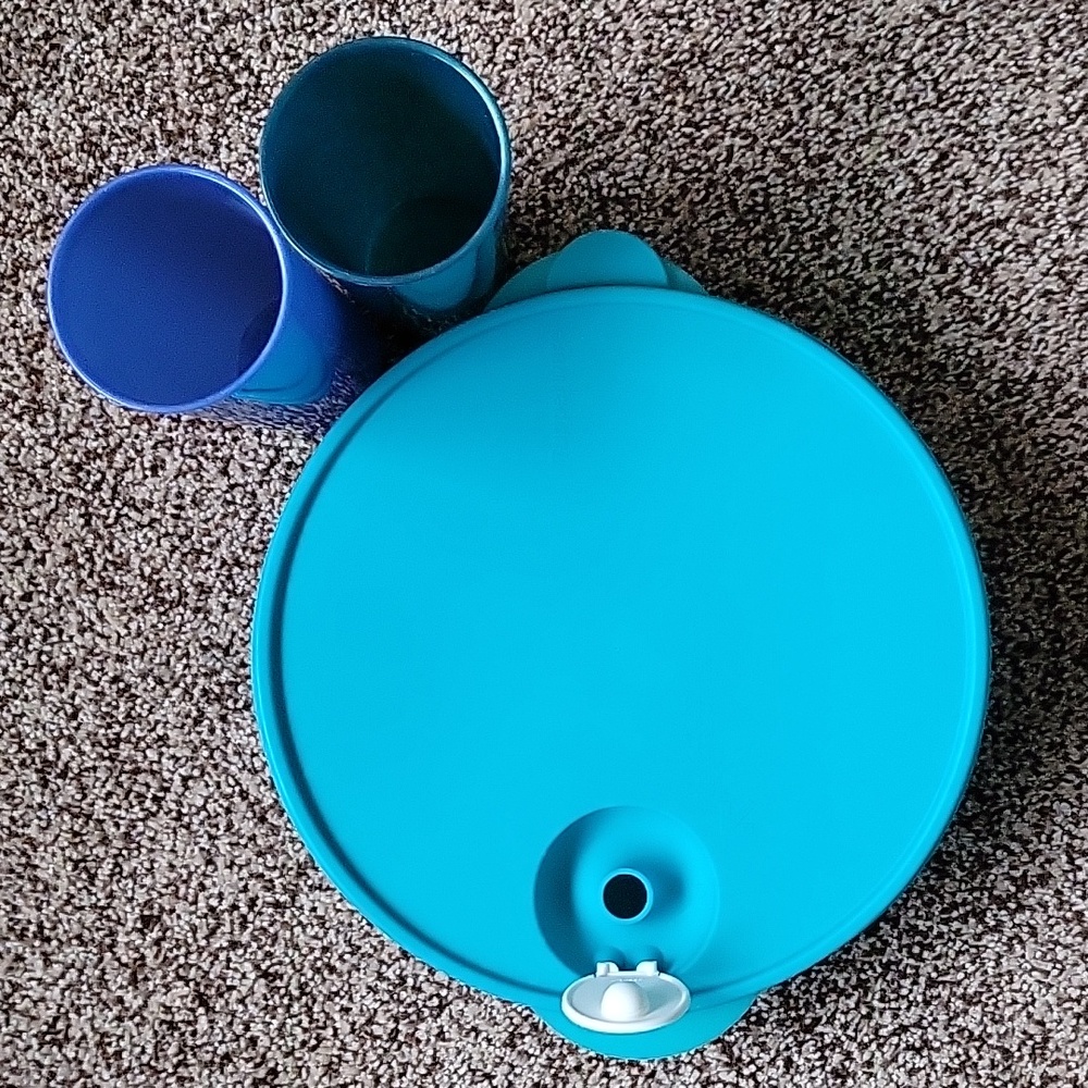 TUPPERWARE - Picture 8 of 8